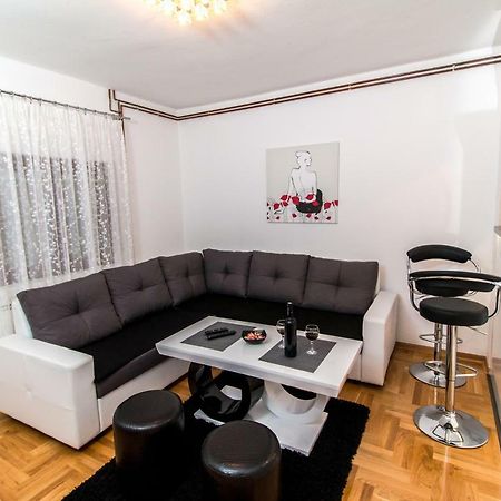 Apartman Draz トレビニエ エクステリア 写真